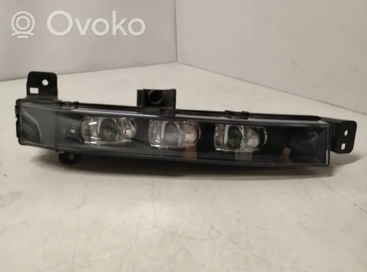 BMW 7 G11 G12 Światło przeciwmgłowe przednie 63177342953