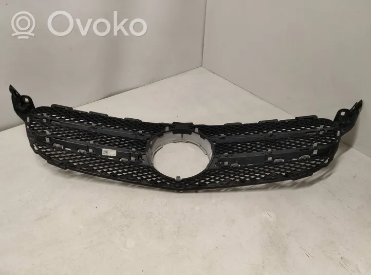 Mercedes-Benz C W205 Maskownica / Grill / Atrapa górna chłodnicy A2058803783