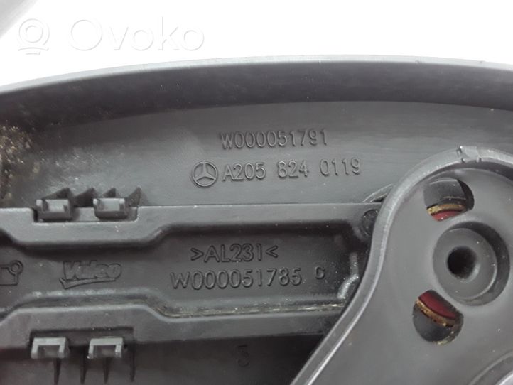 Mercedes-Benz C W205 Priekinio stiklo valytuvų kojelė A2058203501