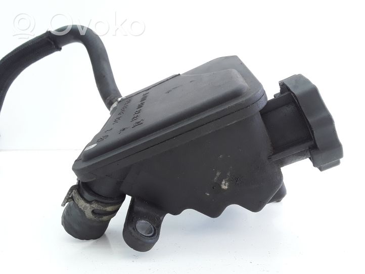 Mercedes-Benz C W204 Power steering fluid tank/reservoir A0004602283