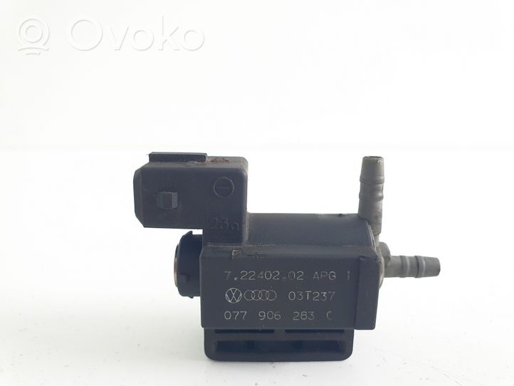 Volkswagen Touareg I Vacuum valve 077906283