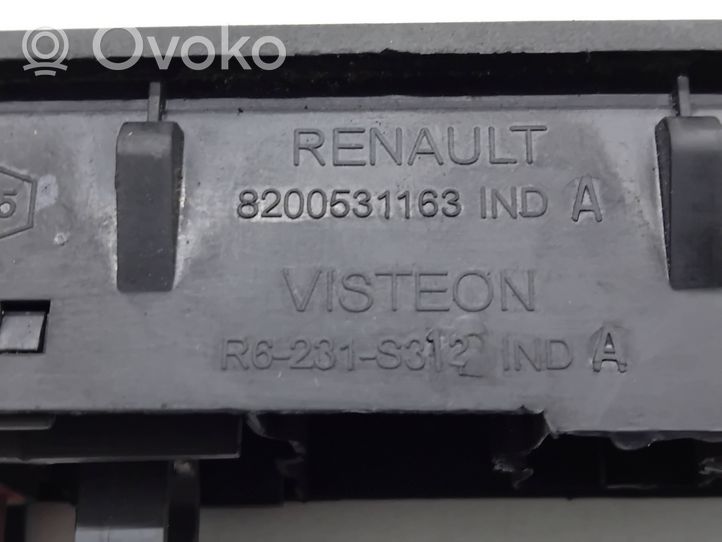 Renault Master II Windscreen/window heater switch 8200531163