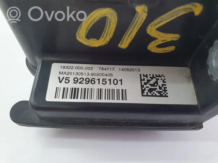 BMW 3 F30 F35 F31 Inverteris (įtampos keitiklis) 929615101