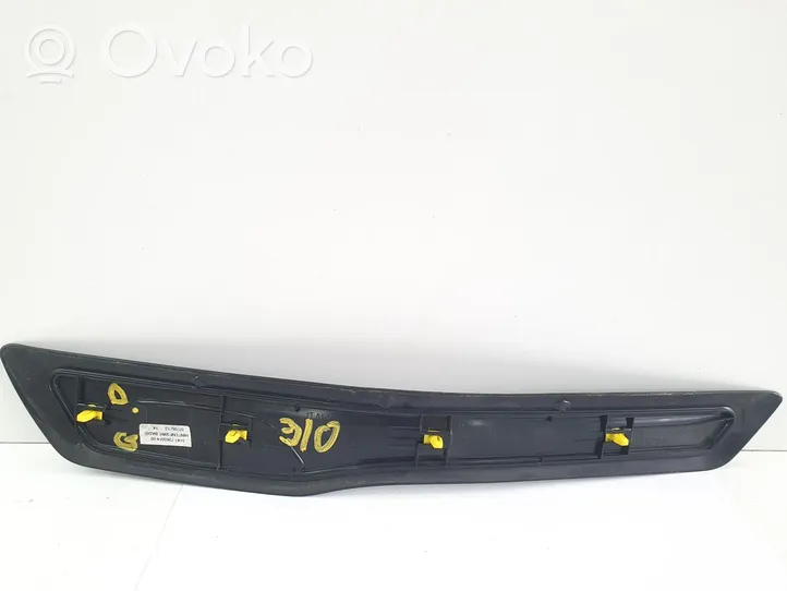 BMW 3 F30 F35 F31 Moldura protectora del borde trasero 7263314