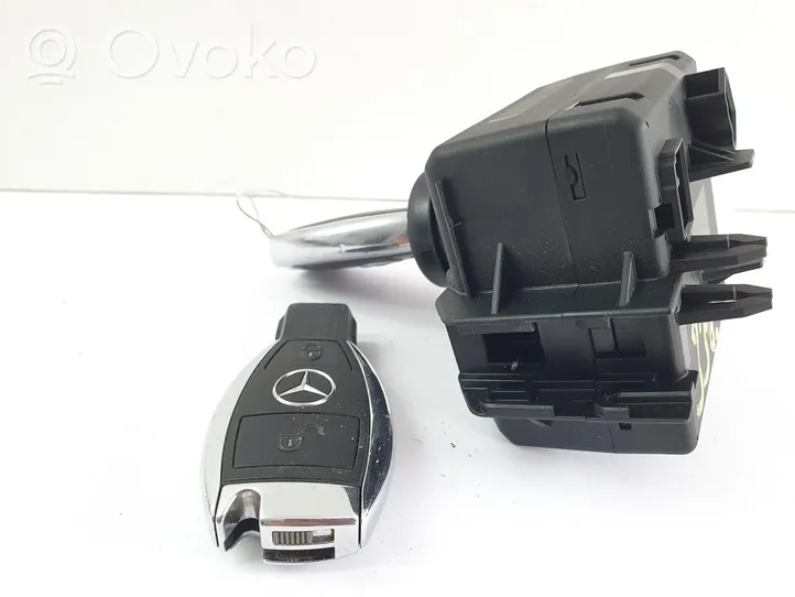 Mercedes-Benz C W204 Juego de cerradura y set ECU del motor A6519007500