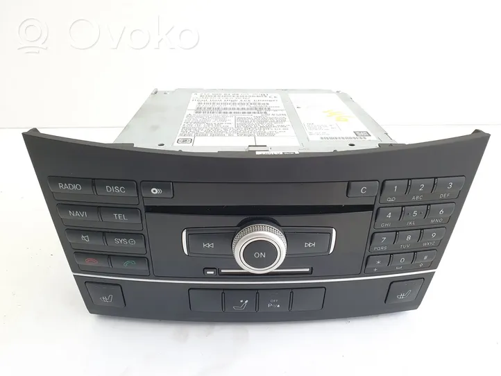 Mercedes-Benz E W212 Radija/ CD/DVD grotuvas/ navigacija A2129008409