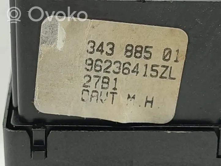 Citroen Berlingo Interrupteur d'éclairage de la cabine dans le panneau 96236415ZL