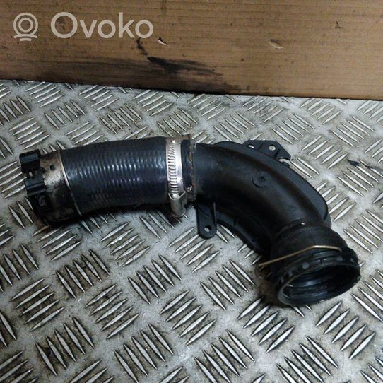 Land Rover Discovery Sport Tube d'admission de tuyau de refroidisseur intermédiaire GJ326C780