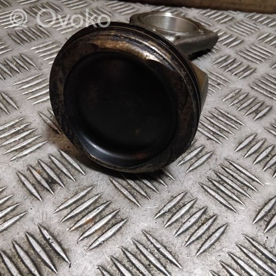 Land Rover Range Rover Sport L494 Piston avec bielle 