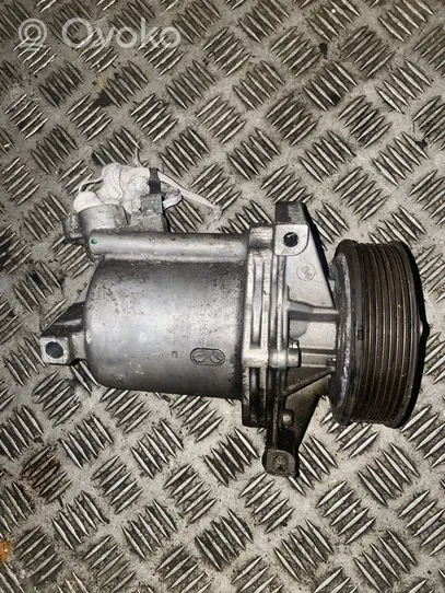 Nissan Juke I F15 Compressore aria condizionata (A/C) (pompa) 926003ZL1A