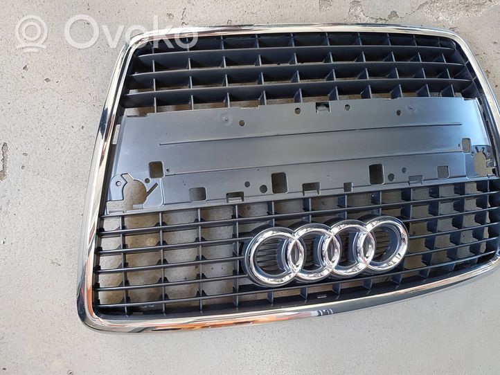 Audi A8 S8 D3 4E Grille calandre supérieure de pare-chocs avant 4E0853651AE