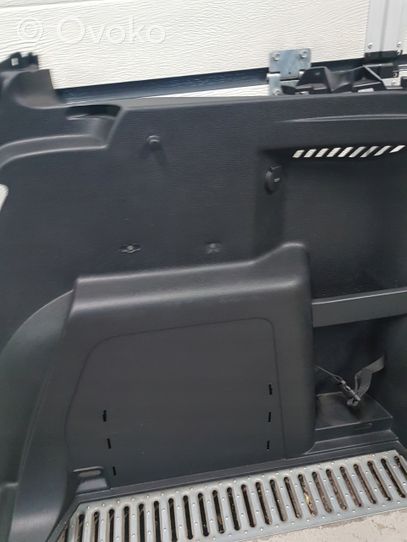 Skoda Yeti (5L) Revestimiento lateral del maletero/compartimento de carga 5L6867428M