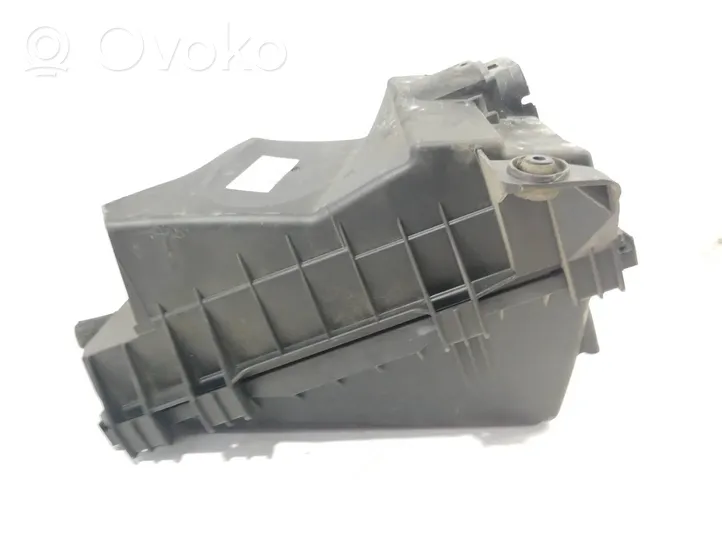 Skoda Octavia Mk2 (1Z) Filtr powietrza 1J0129607