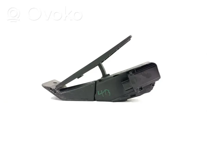 BMW X1 E84 Accelerator throttle pedal 74766500