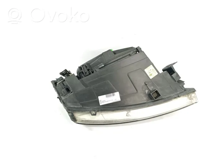 Ford Mondeo Mk III Lampa przednia 1S7113006AK