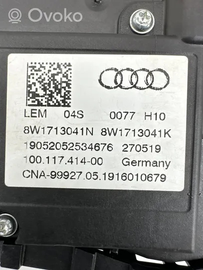 Audi A5 Vaihteenvalitsimen verhoilu 8W1713041K