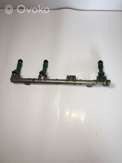 Toyota RAV 4 (XA30) Rail injecteurs GPL 2325028080