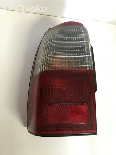 Toyota 4 Runner N180 Rückleuchte Heckleuchte 3307803L