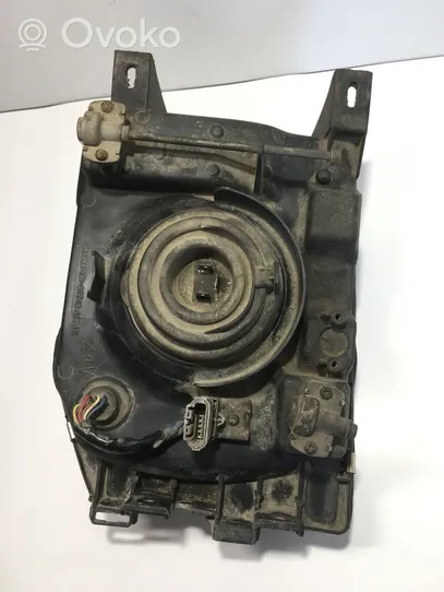 Mitsubishi Pajero Lampa przednia 11037746