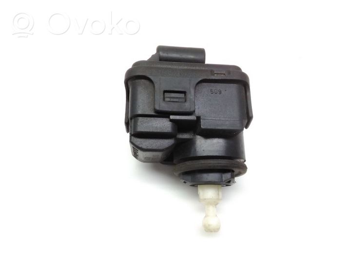 Audi A4 S4 B5 8D Motorino di regolazione assetto fari 00728213