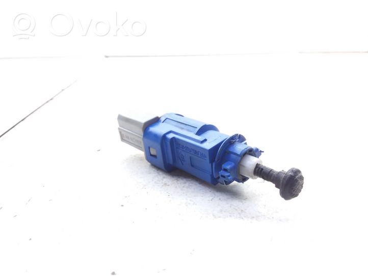 Renault Twingo II Sensor del pedal de embrague 8200276359