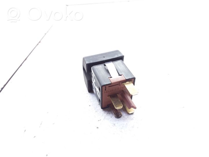 Opel Vectra B Seat heating switch 90457317