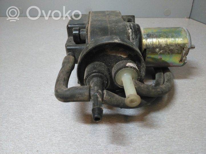 Renault Espace III Vacuum valve 7700841557