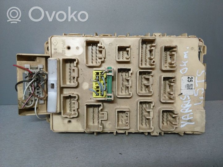 Toyota Yaris Module de fusibles 