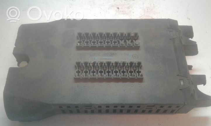 Mercedes-Benz Vito Viano W638 Module de fusibles 0005400950