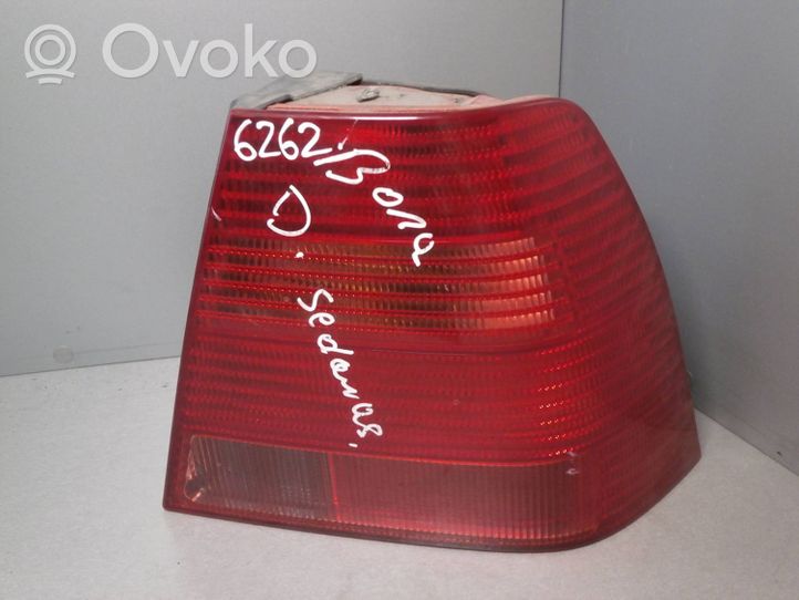 Volkswagen Bora Rear/tail lights 1J5945112AC