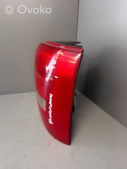 Audi A4 S4 B5 8D Lampa tylna 8D9945096C