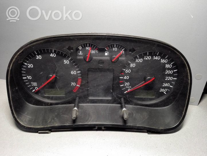 Volkswagen Golf IV Compteur de vitesse tableau de bord 1J0919881B