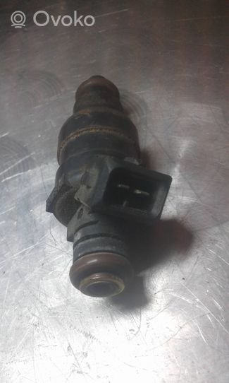 Renault Espace III Injecteur de carburant 863409