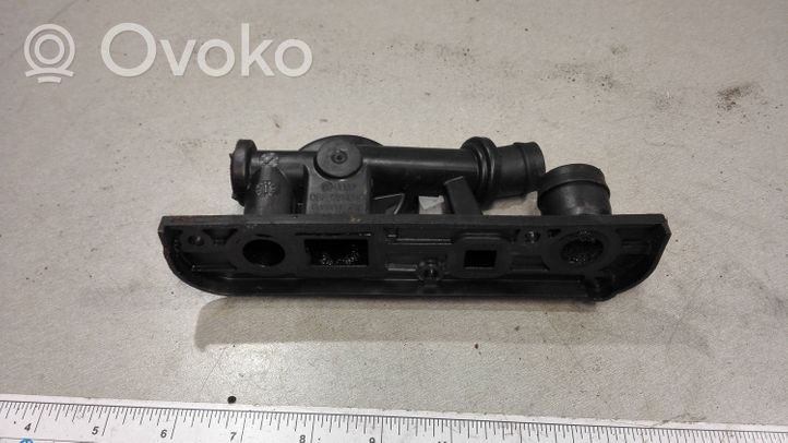 Volkswagen PASSAT B6 Breather valve 06F129101D