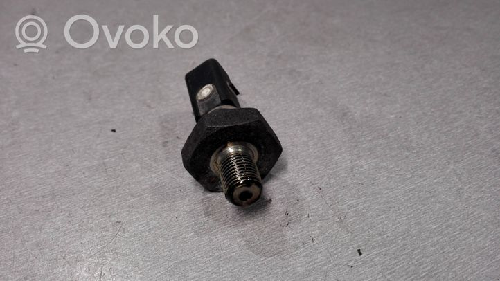 Volkswagen PASSAT B6 Sensore di pressione dell’olio 06D919031