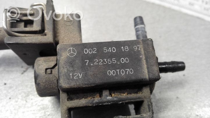 Mercedes-Benz E W210 Soupape à vide 0025401897