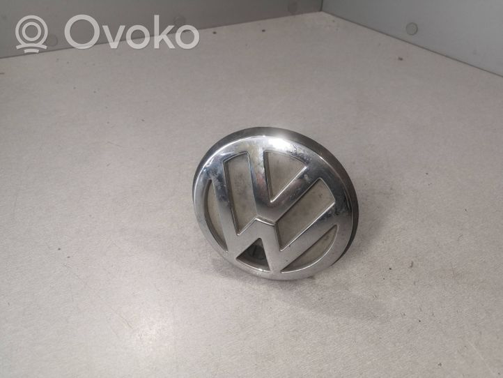 Volkswagen Bora Zamek tylnej klapy bagażnika 1J5827469