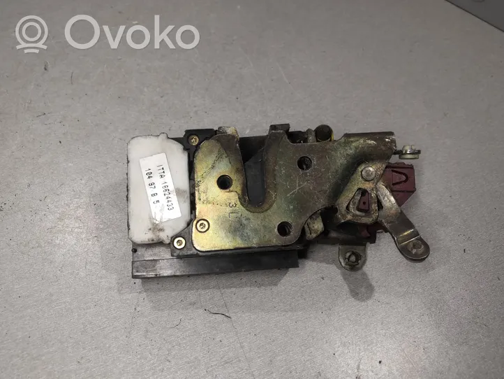 Opel Sintra Front door lock 16624433