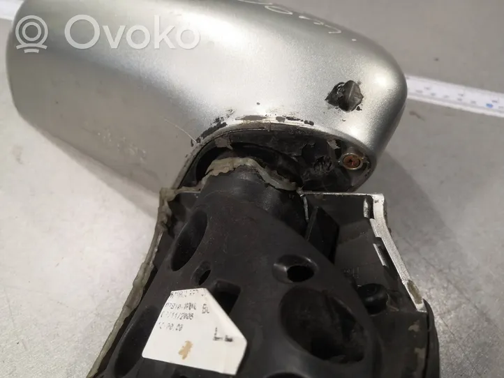 Toyota Corolla Verso AR10 Obudowa lusterka zewnętrznego drzwi przednich E11015857