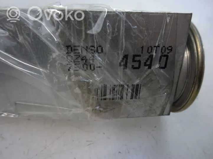 Toyota Yaris Válvula de expansión del aire acondicionado (A/C) 7500-4540