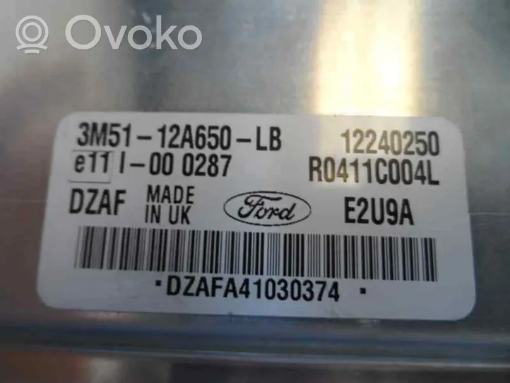 Ford Focus Variklio valdymo blokas 3M51-12A650-LB