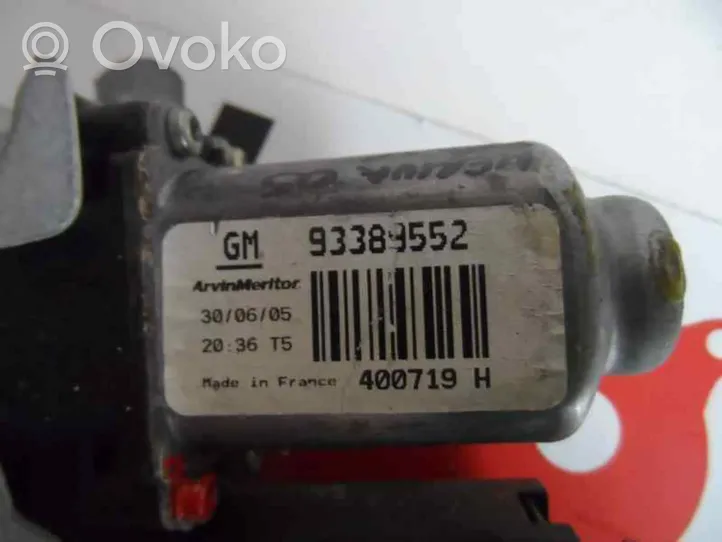 Opel Meriva A Podnośnik szyby drzwi z silniczkiem 93389552