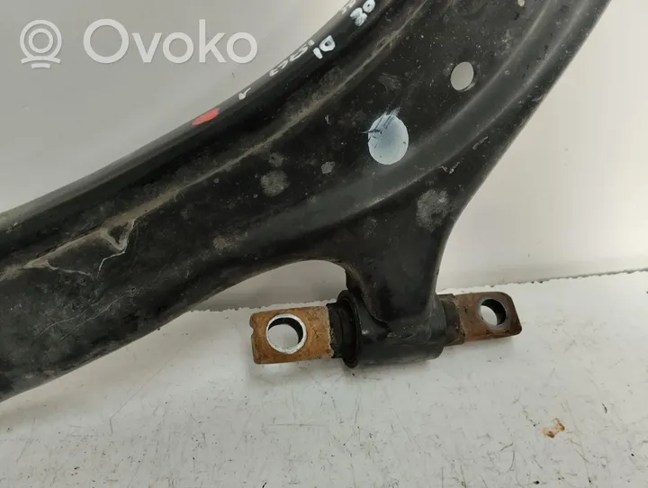 Nissan Qashqai Triangle bras de suspension inférieur avant 