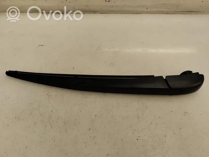 Toyota Verso Rear wiper blade arm 