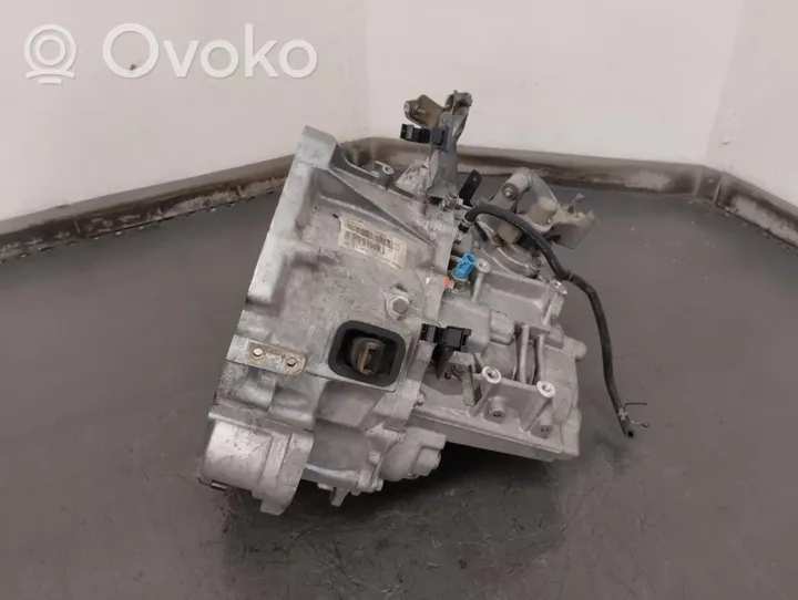 Nissan Almera Tino Mechaninė 5 pavarų dėžė 770171717775