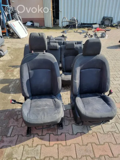 Nissan Qashqai Set sedili 1237754322