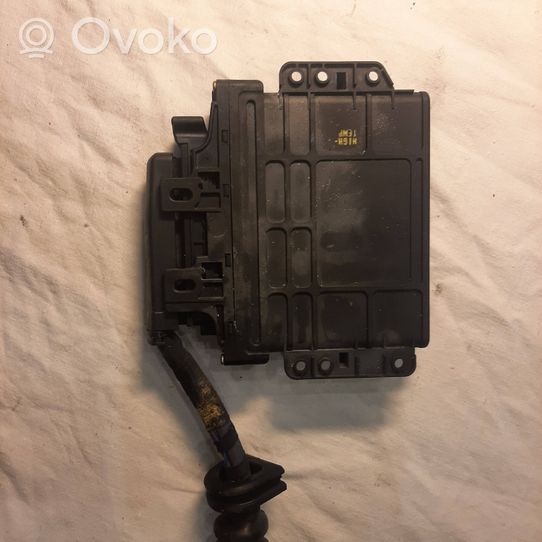 Volkswagen PASSAT B5.5 Module de contrôle de boîte de vitesses ECU 01N927733FC