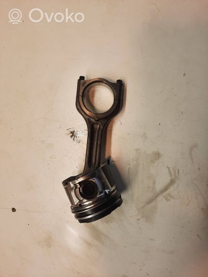 Peugeot 307 Piston avec bielle ,75L93