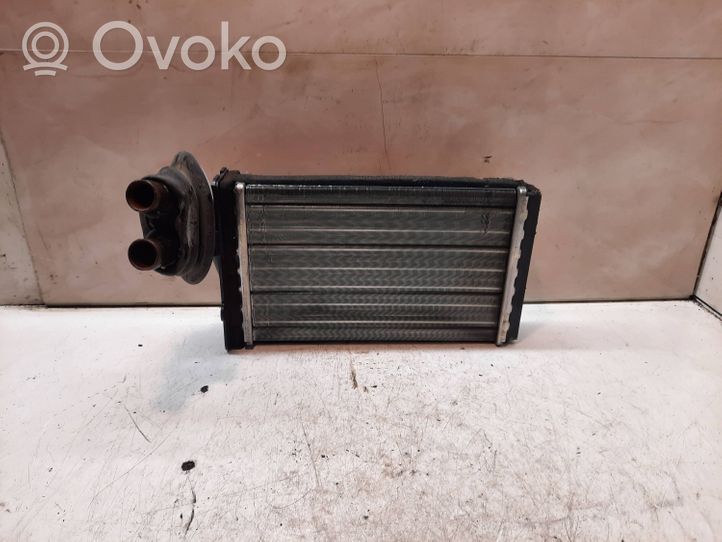 Audi A4 S4 B5 8D Radiateur de chauffage 8D1819031A