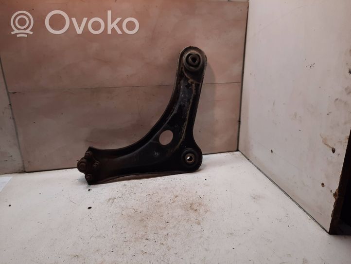 Citroen C3 Front lower control arm/wishbone 